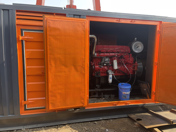 宁夏柴油发电机组在高温环境下运行时需要注意哪些问题？